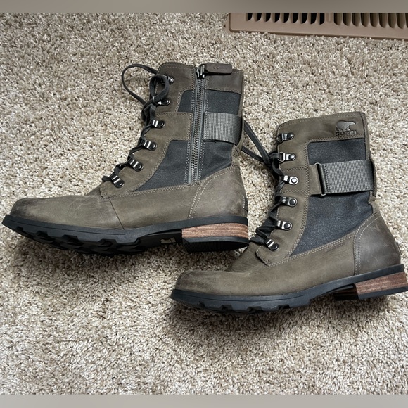 SOREL EMELIE CONQUEST BOOT SIZE 8 (tan/ olive green color) - Picture 7 of 8